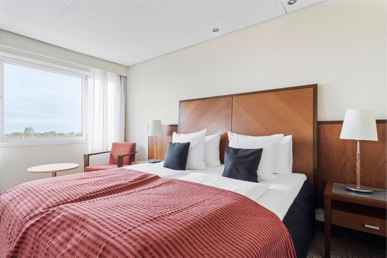Best Western Plus Airport 3*